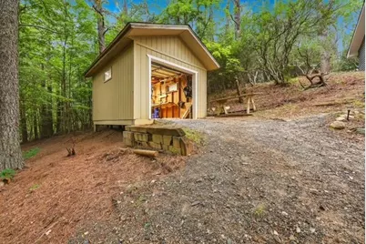 284 Grindstone, Millers Creek, NC 28651 - Photo 31