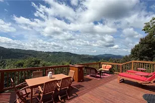 102 Woodland Rd, Beech Mountain, NC 28604 - Photo 3