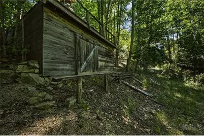 1125 High Valley Overlook, Banner Elk, NC 28604 - Photo 5