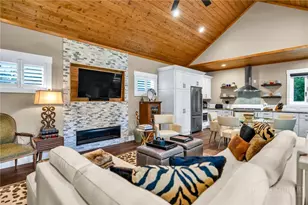 120 Laurel Br Ct, Roaring Gap, NC 28668 - Photo 7