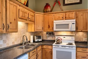 149 Slope View Rd, Sugar Mountain, NC 28604 - Photo 7