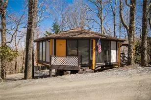 240 Birchwood Ln, Beech Mountain, NC 28604 - Photo 5