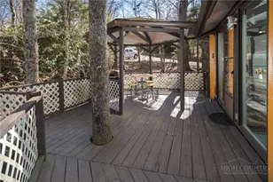 240 Birchwood Ln, Beech Mountain, NC 28604 - Photo 7