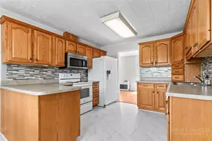 21 Front St, Sparta, NC 28675 - Photo 11