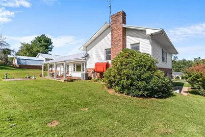 21 Front Street, Sparta, NC 28675 - Photo 7
