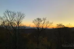 101 Upper Holiday Ln, Beech Mountain, NC 28604 - Photo 21