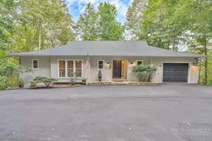 202 Cliffside Ln, Seven Devils, NC 28604 - Photo 5