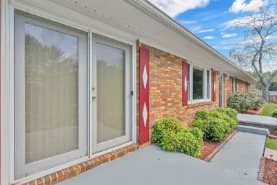 6762 Hwy 421 N, Vilas, NC 28692 - Photo 9