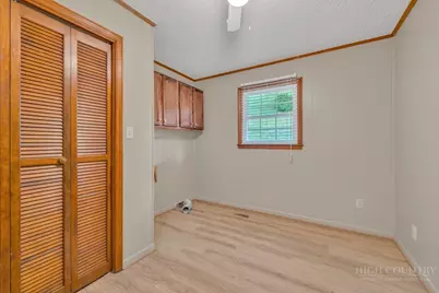 6762 Hwy 421 N, Vilas, NC 28692 - Photo 17