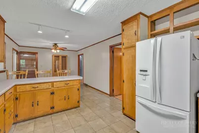 6762 Hwy 421 N, Vilas, NC 28692 - Photo 13