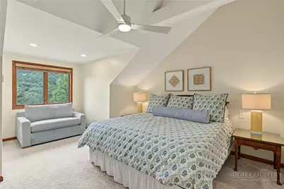 140 Manor View Lane #4, Blowing Rock, NC 28605 - Photo 35