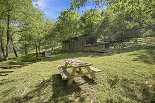325 Sawyers Rd, Warrensville, NC 28693 - Photo 21