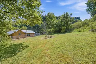 325 Sawyers Rd, Warrensville, NC 28693 - Photo 29