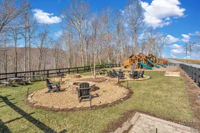 110 Blacksmith Circle, Elk Park, NC 28622 - Photo 19