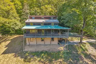 913 Horseshoe Trail, Lansing, NC 28643 - Photo 3