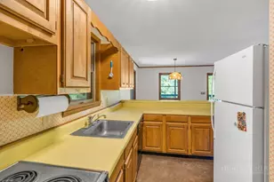 913 Horseshoe Trail, Lansing, NC 28643 - Photo 11