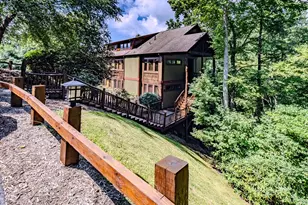 89 Springhouse Dr Dr, Elk Park, NC 28622 - Photo 1