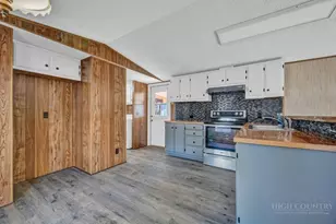 425 Jefferson, West Jefferson, NC 28694 - Photo 35