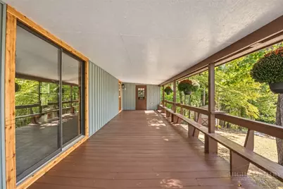 425 Jefferson, West Jefferson, NC 28694 - Photo 21