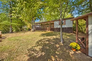 425 Jefferson, West Jefferson, NC 28694 - Photo 17