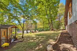 425 Jefferson, West Jefferson, NC 28694 - Photo 19