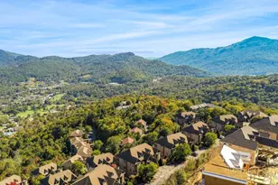 354 Ridgeline Dr, Sugar Mountain, NC 28604 - Photo 35