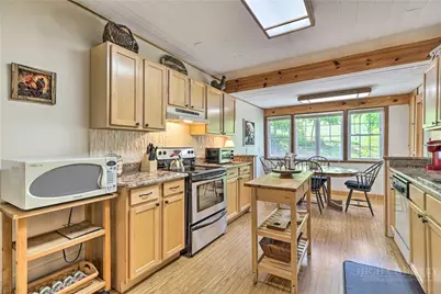 2280 Garvey Bridge Road, Crumpler, NC 28617 - Photo 15