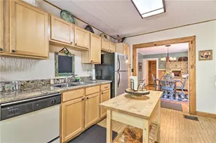 2280 Garvey Bridge Rd, Crumpler, NC 28617 - Photo 17