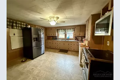 1068 Laurel Branch Road, Vilas, NC 28692 - Photo 5