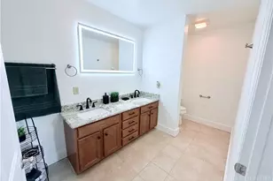 215 S Jefferson Ave, West Jefferson, NC 28694 - Photo 23