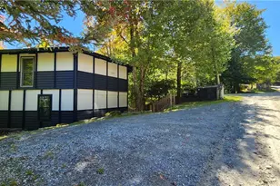 202 Birchwood Ln, Beech Mountain, NC 28604 - Photo 1