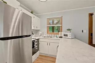 101 Mid Holiday Ln, Beech Mountain, NC 28604 - Photo 11