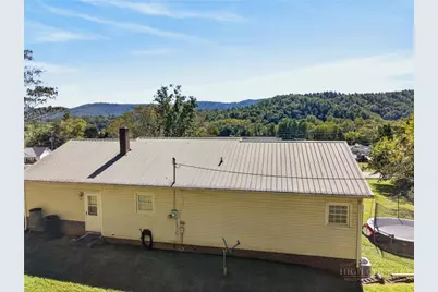 1504 Nc Highway 268, Lenoir, NC 28645 - Photo 11