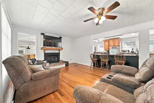 605 Lincoln Ln, Lenoir, NC 28645 - Photo 5