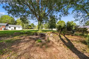 605 Lincoln Ln, Lenoir, NC 28645 - Photo 25