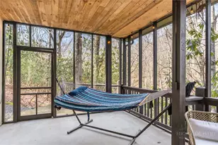 193 Lakeview Ln, Deep Gap, NC 28618 - Photo 23