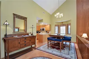 140 Pond View Ln, Blowing Rock, NC 28605 - Photo 3