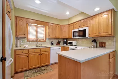140 Pond View Lane Blue Ridge #4, Blowing Rock, NC 28605 - Photo 5