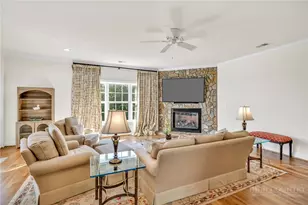 40 Club Villa Dr, Roaring Gap, NC 28668 - Photo 7
