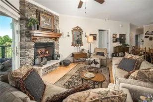 240 Village Dr, Blowing Rock, NC 28605 - Photo 5