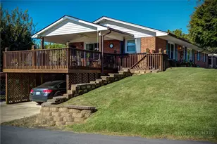 11 Center St, Sparta, NC 28675 - Photo 5