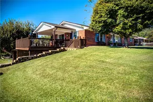 11 Center St, Sparta, NC 28675 - Photo 3