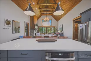 77 Lands End Trl, Banner Elk, NC 28604 - Photo 13