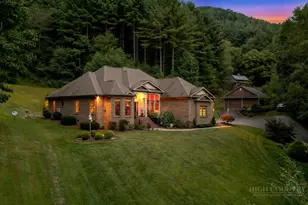 721 Will Glenn Rd, Sugar Grove, NC 28679 - Photo 5