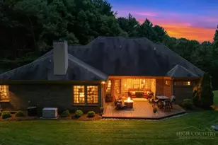 721 Will Glenn Rd, Sugar Grove, NC 28679 - Photo 7