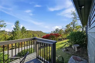 295 Little Sugar Ln, Sugar Mountain, NC 28604 - Photo 5