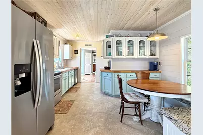 11190 Nc Highway 105, Banner Elk, NC 28604 - Photo 9