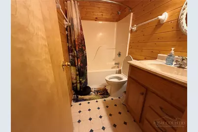 183 E Weaver Ford Road, Grassy Creek, NC 28631 - Photo 21