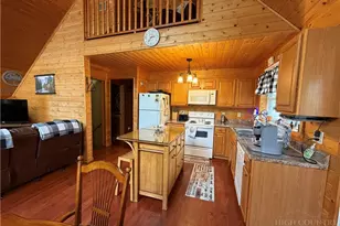 183 E Weaver Ford Rd, Grassy Creek, NC 28631 - Photo 9
