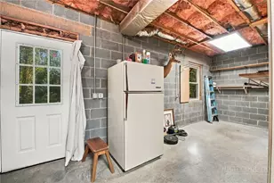 843 Oaktree Ln, Jefferson, NC 28640 - Photo 29